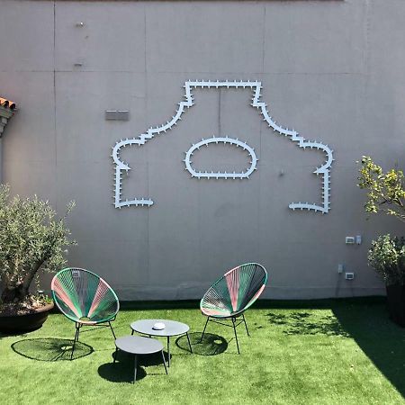 バーリ 200 ルームズ＆テラス Bed & Breakfast エクステリア 写真