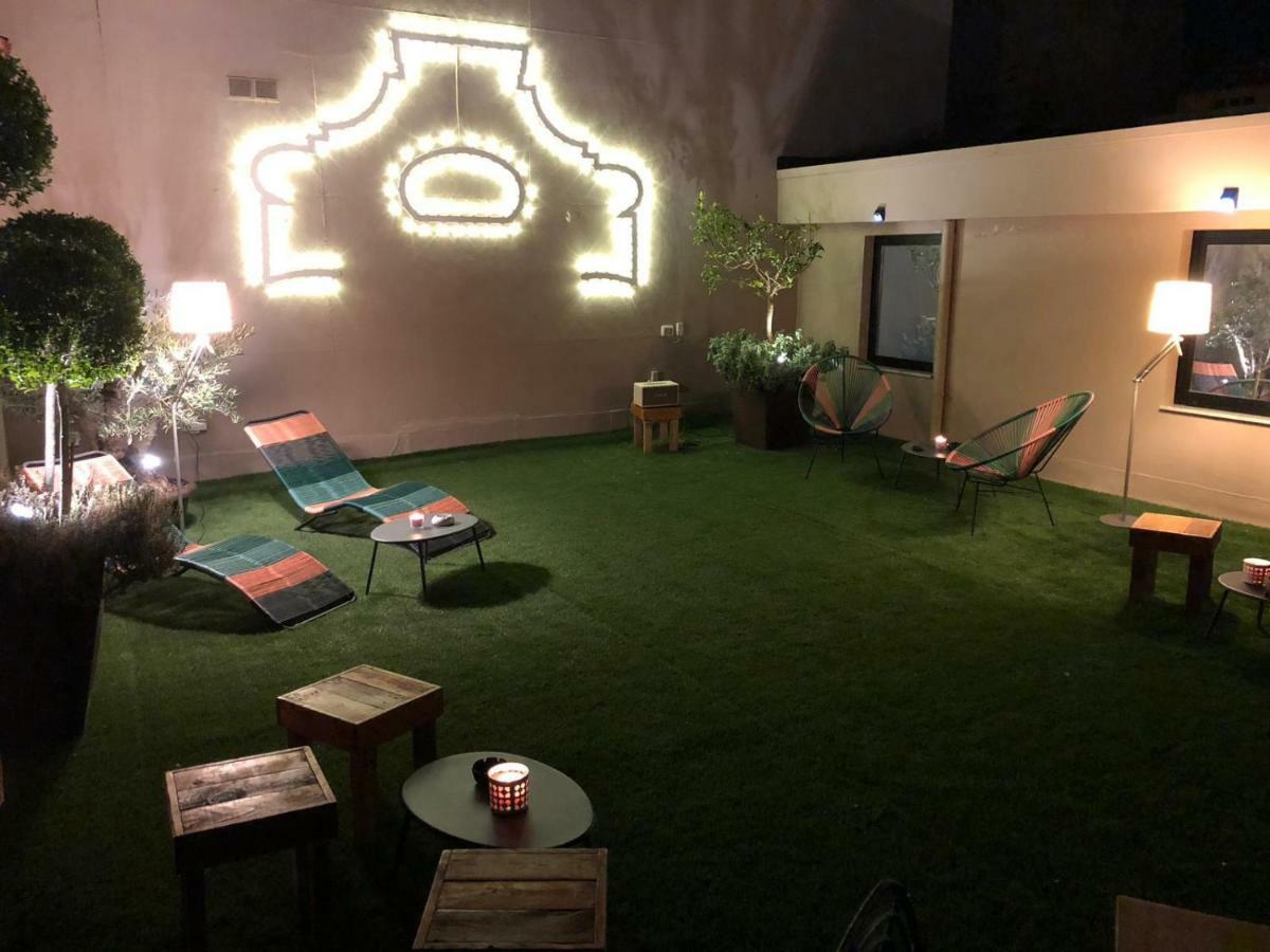 バーリ 200 ルームズ＆テラス Bed & Breakfast エクステリア 写真